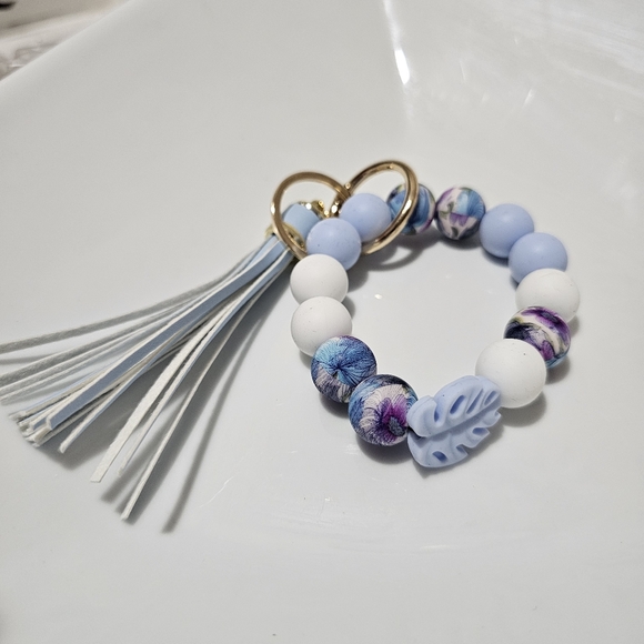 boutique Jewelry - NWOT Elegant Blue and White Beaded Wristlet/Kwy Ring With Tassel Blue Pu…